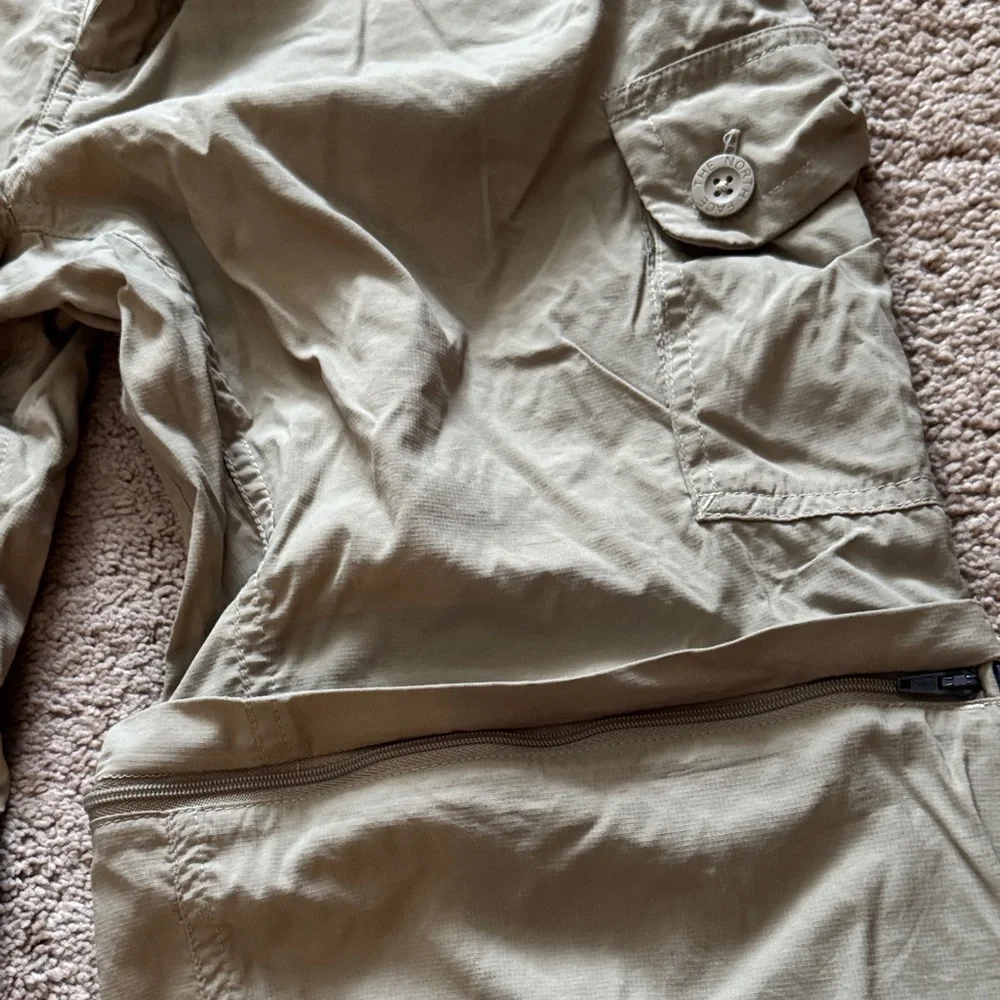 Convertible Zip-off Tan Cargo Pants by North Face. Women Size 10